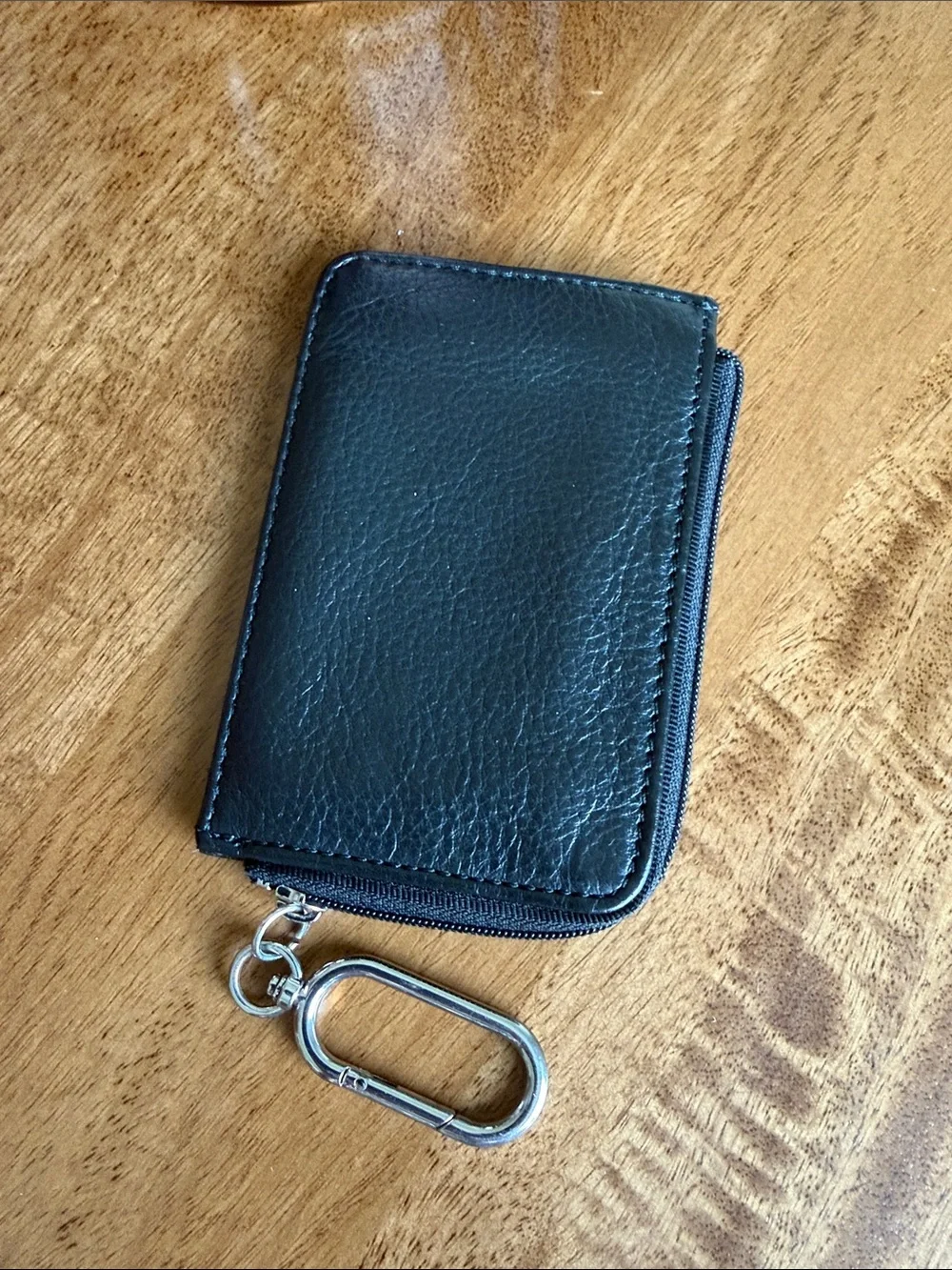 Universal Thread top handle with genuine leather card case